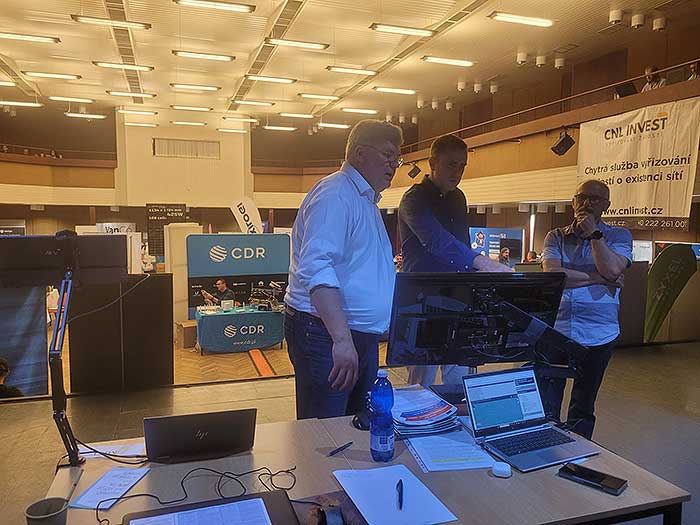 MIKROEXPO 2025. BCO prezentovala novelu zákona o elektronických komunikacích a GIA